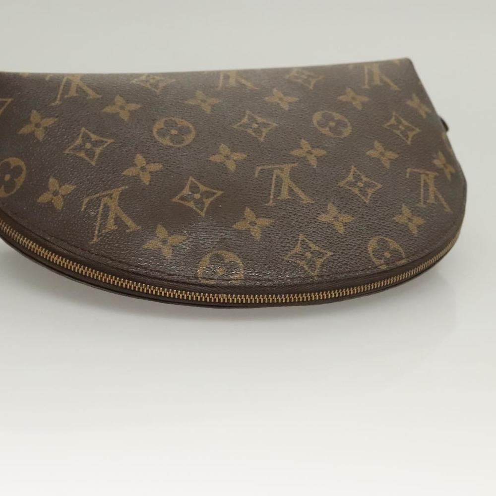 LOUIS VUITTON Monogram Trousse Demi Ronde Cosmetic Pouch M47520 LV Auth 131163 - Picture 5 of 16
